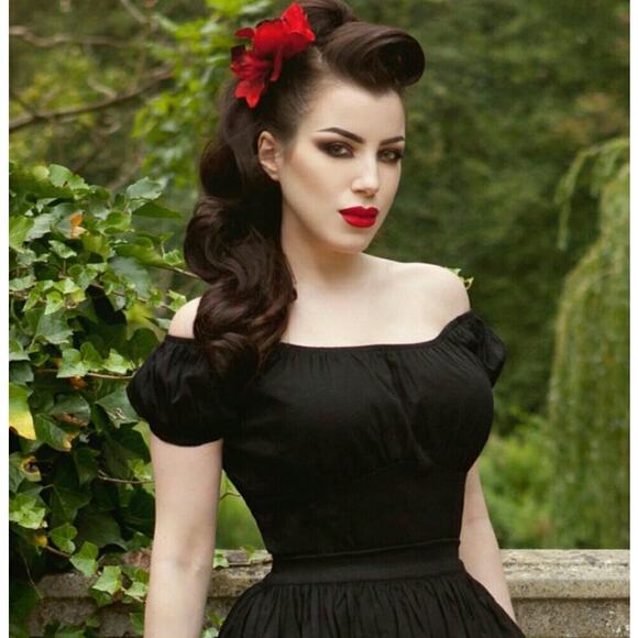 Pinup Couture Tops - NWT Pinup Girl Clothing Pinup Couture Peasant Top Cap Sleeves Ruffle 50s Size 2X